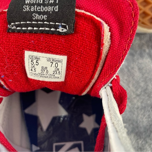 Vans women hi-Top Sneakers - White and Red size 7 - Picture 3 of 6